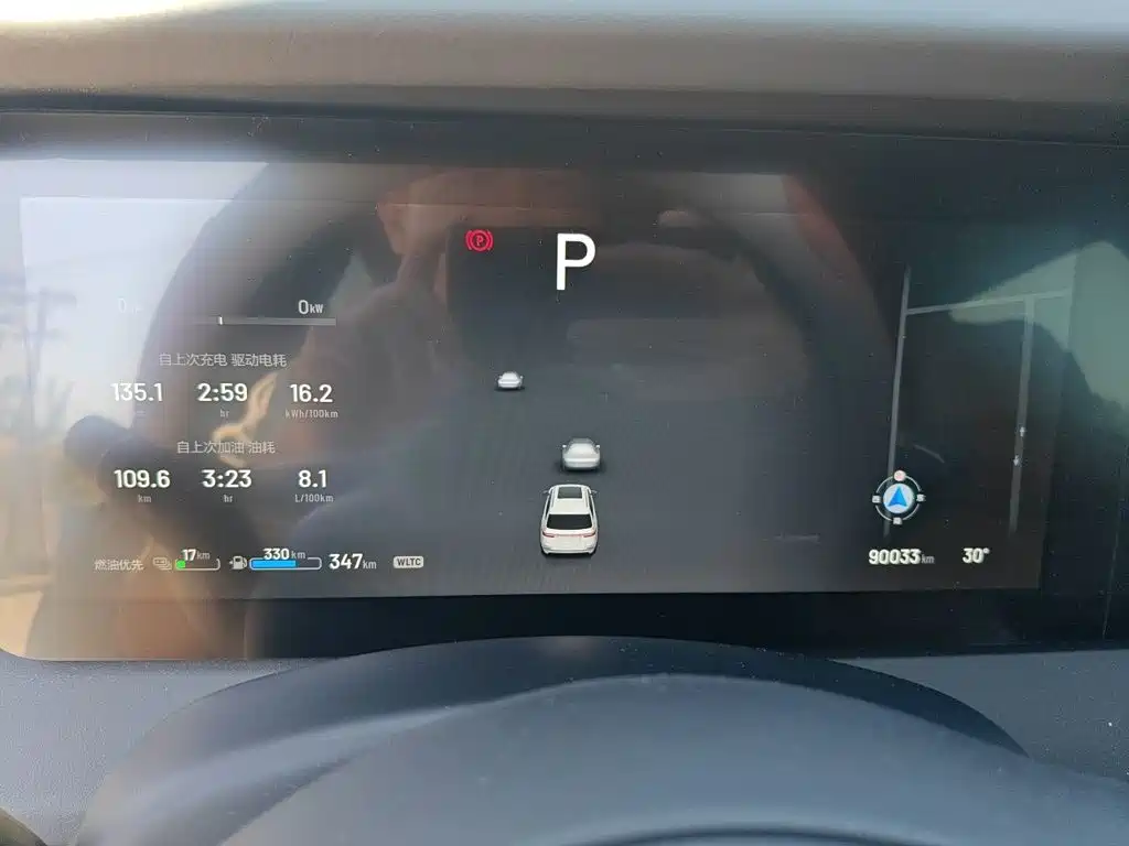 Li Auto Li ONE — миниатюра 12