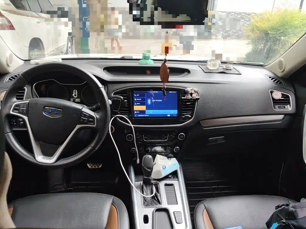 Geely Vision X6 — миниатюра 5