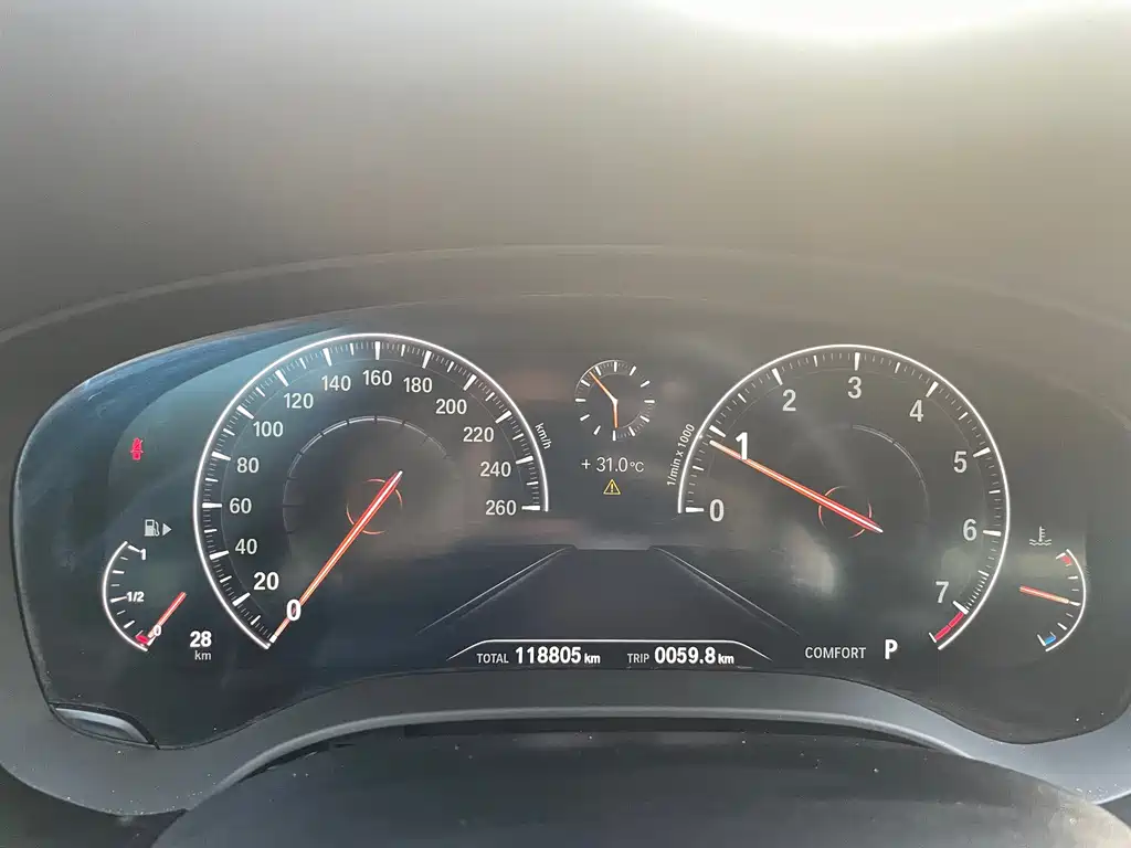 BMW 5 Series — миниатюра 4