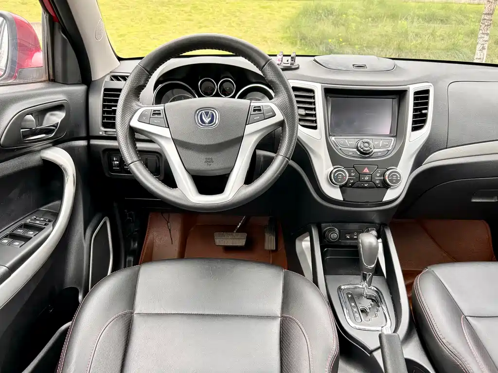 Changan CS35 — миниатюра 18