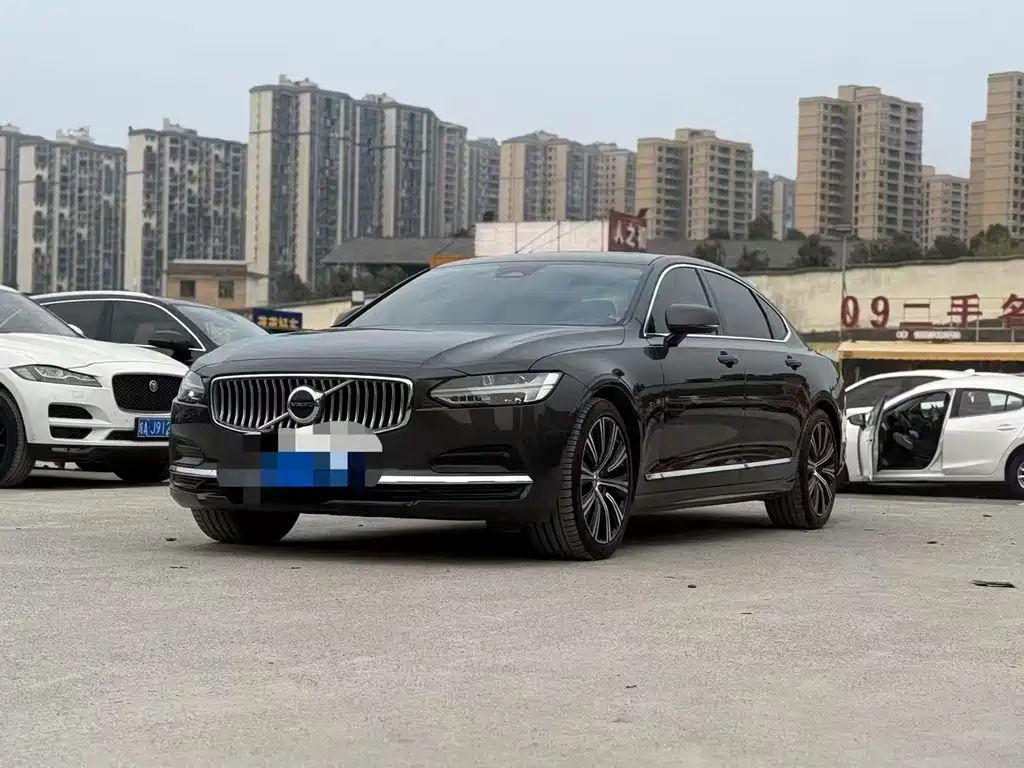 Volvo S90 2024