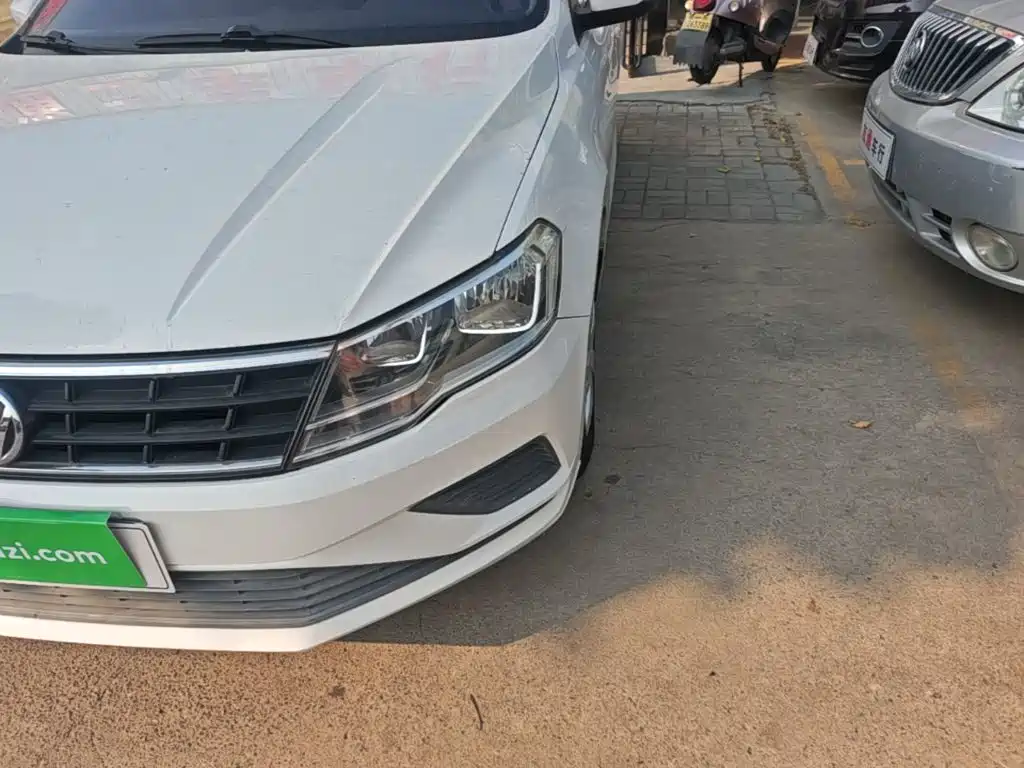 Volkswagen Jetta — миниатюра 24