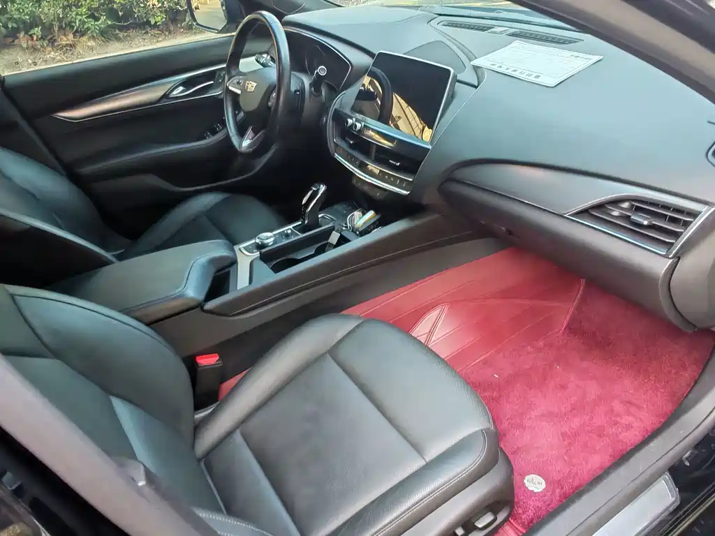 Cadillac CT5 — миниатюра 10