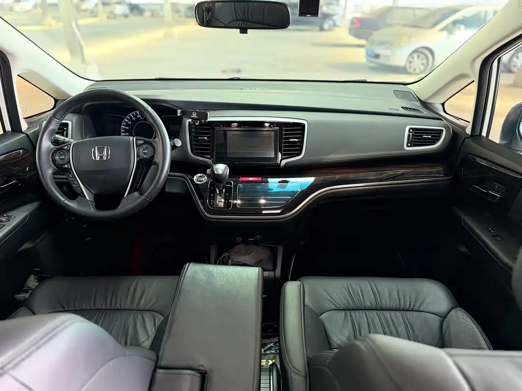 Honda Odyssey — миниатюра 7