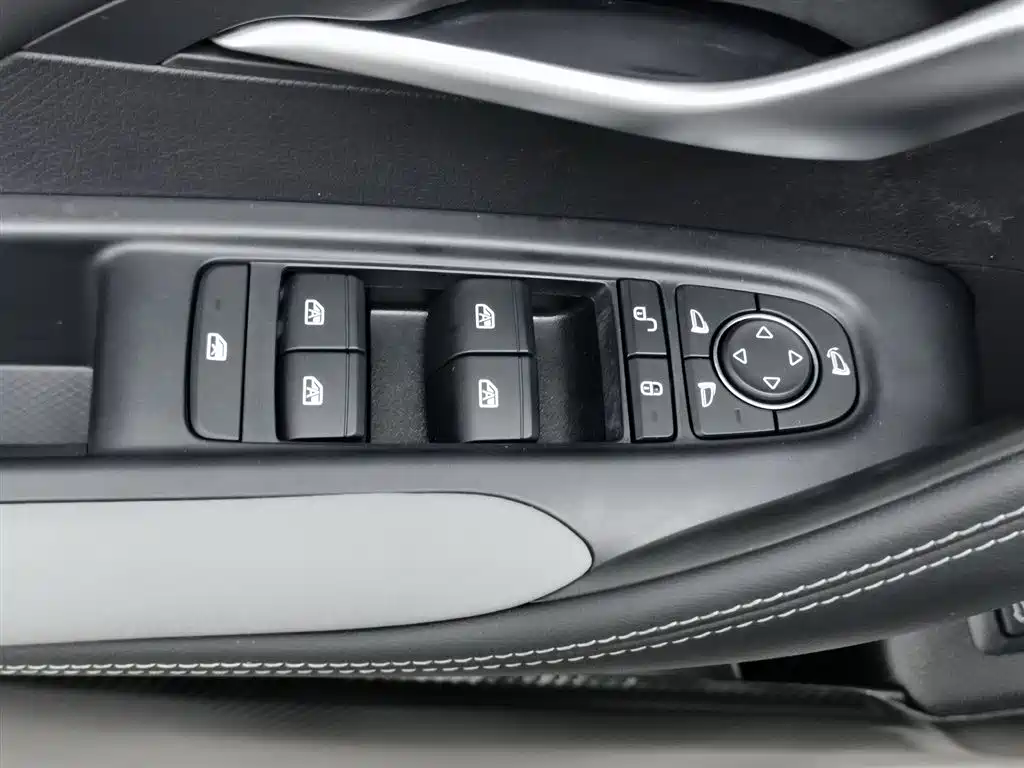 BYD SEA LION 05 DM I