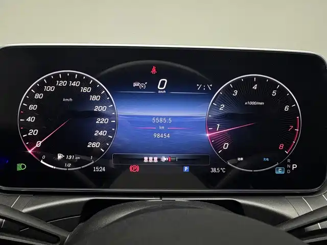 Mercedes-Benz C-Class — миниатюра 7