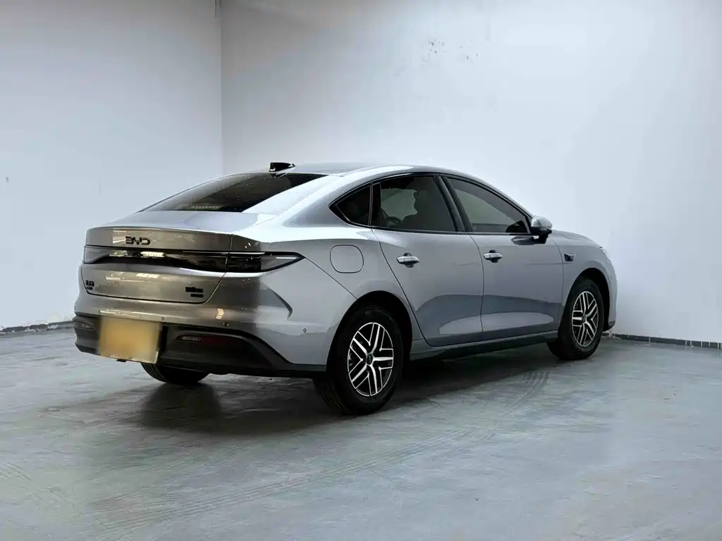 BYD Seal 05 DM-i — миниатюра 7