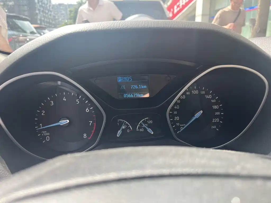 Ford Focus — миниатюра 6