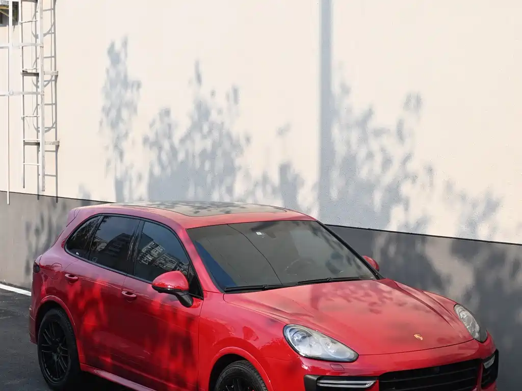 Porsche Cayenne — миниатюра 3