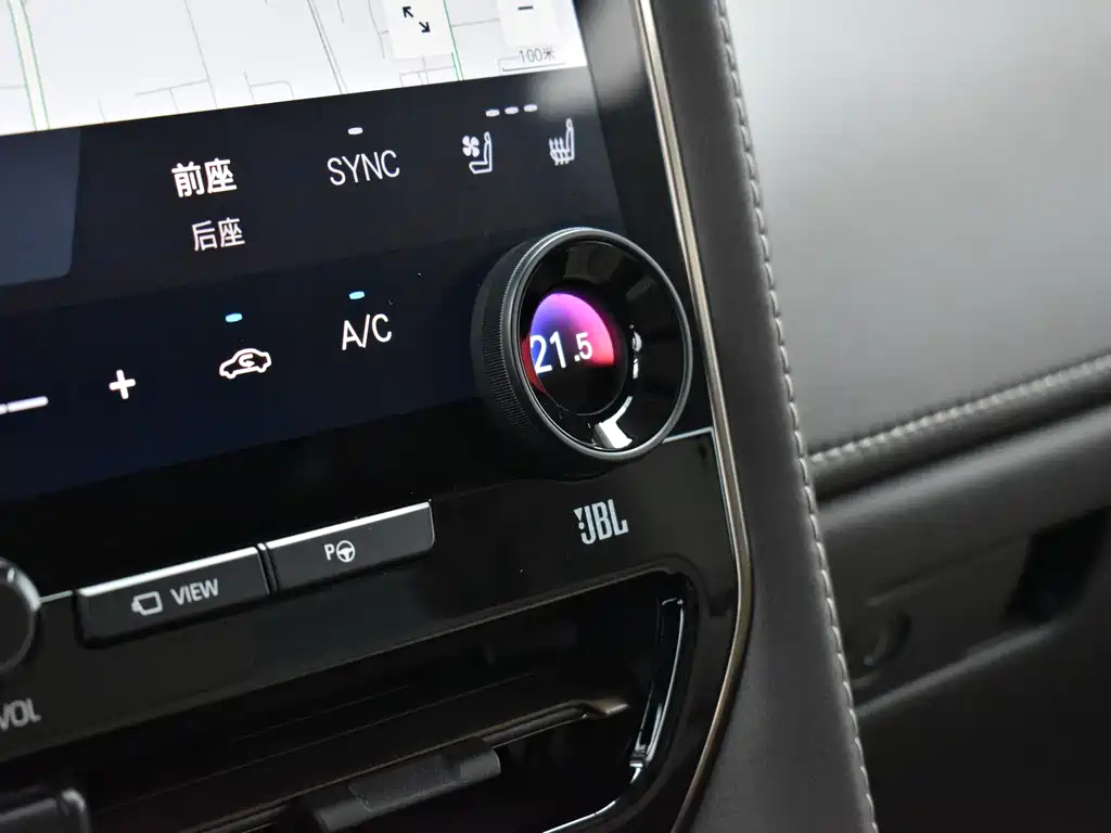 Toyota Vellfire — миниатюра 14