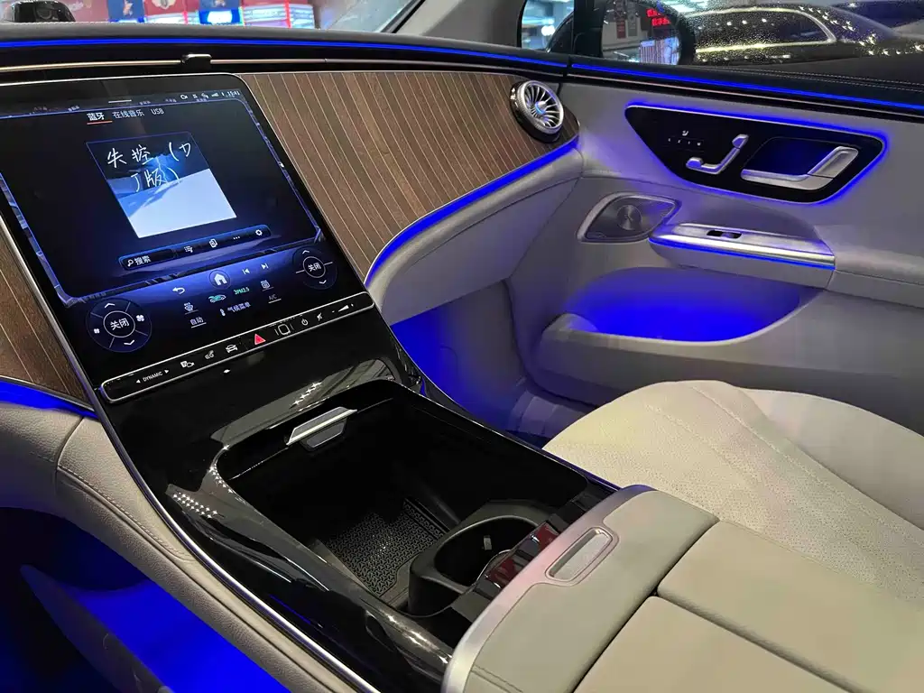 Mercedes-Benz EQE — миниатюра 14