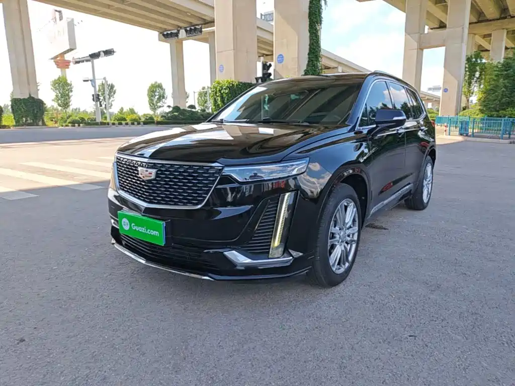 Cadillac XT6