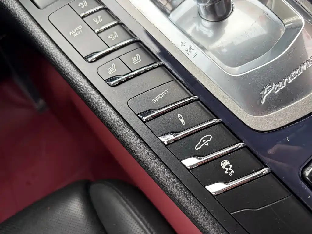 Porsche Panamera — миниатюра 8