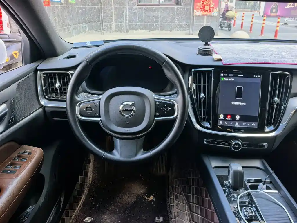 Volvo S60 — миниатюра 10
