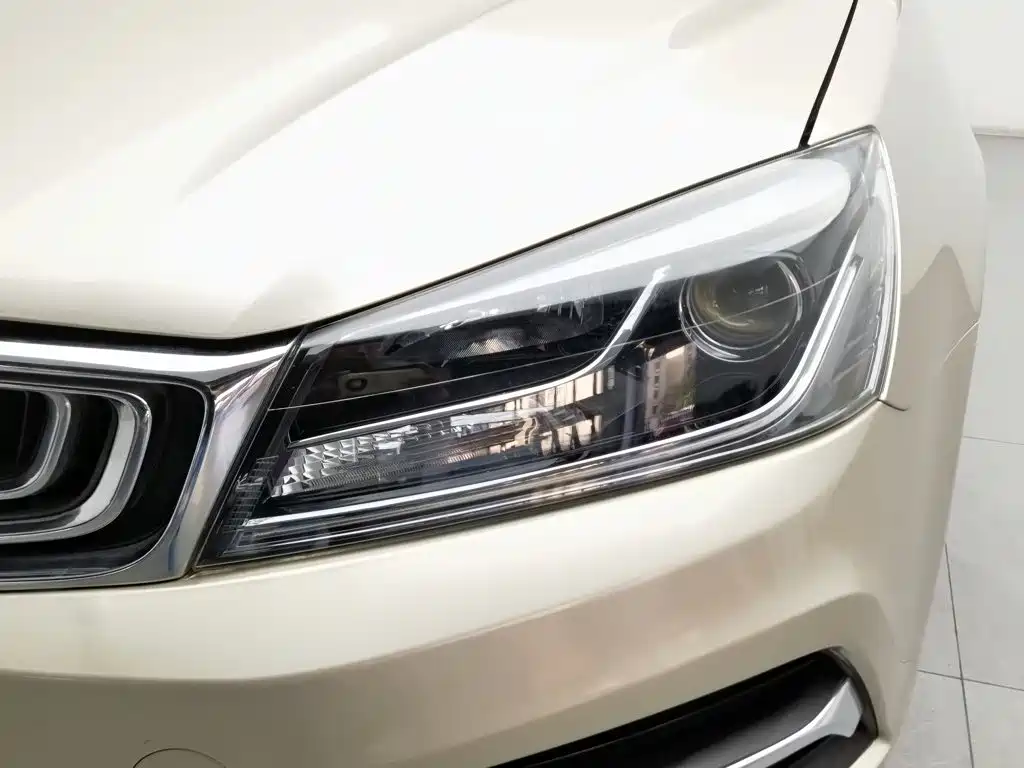 Geely Emgrand — миниатюра 7