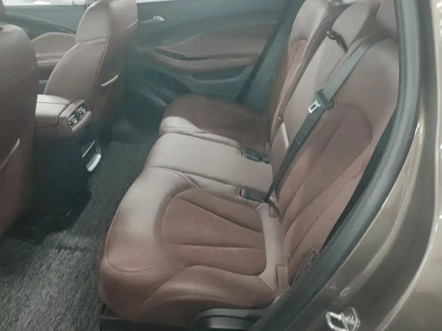 Buick Envision Plus — миниатюра 11