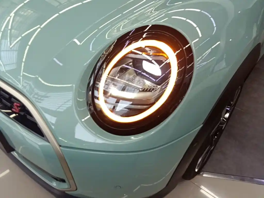 MINI Mini — миниатюра 24
