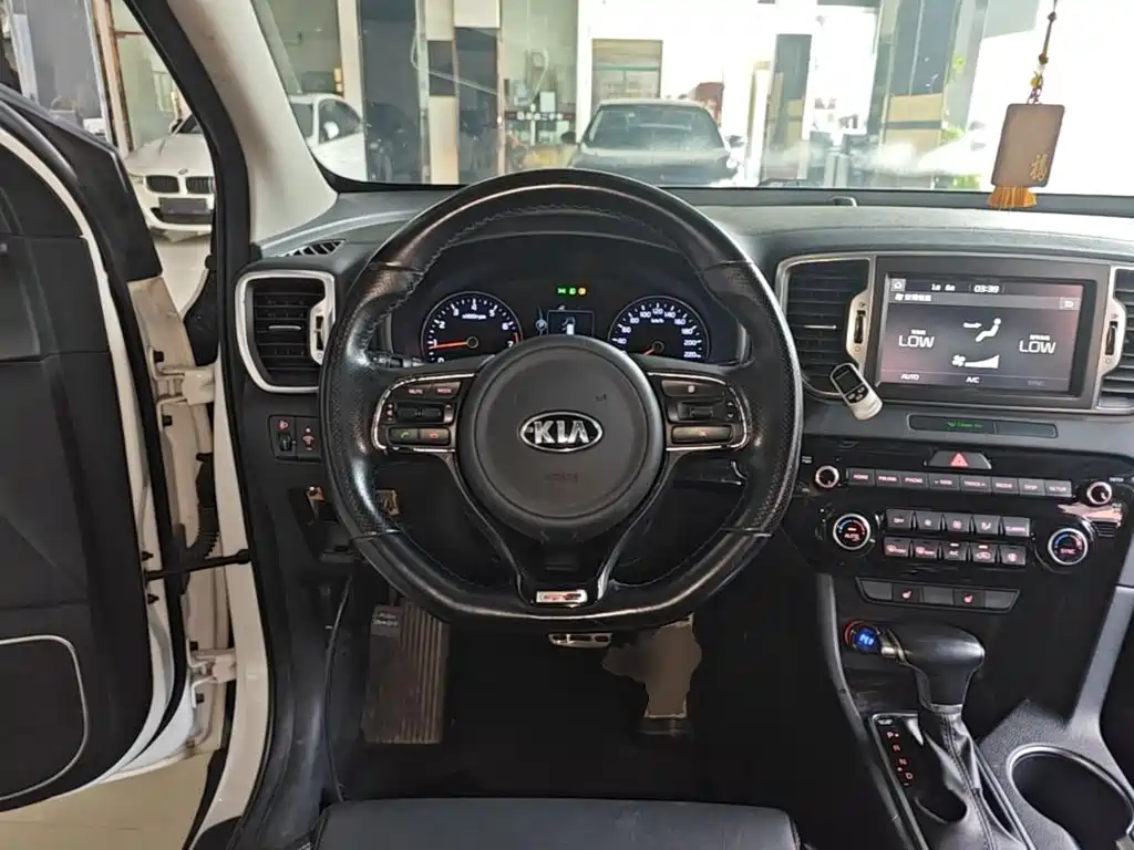 Kia KX5 — миниатюра 11