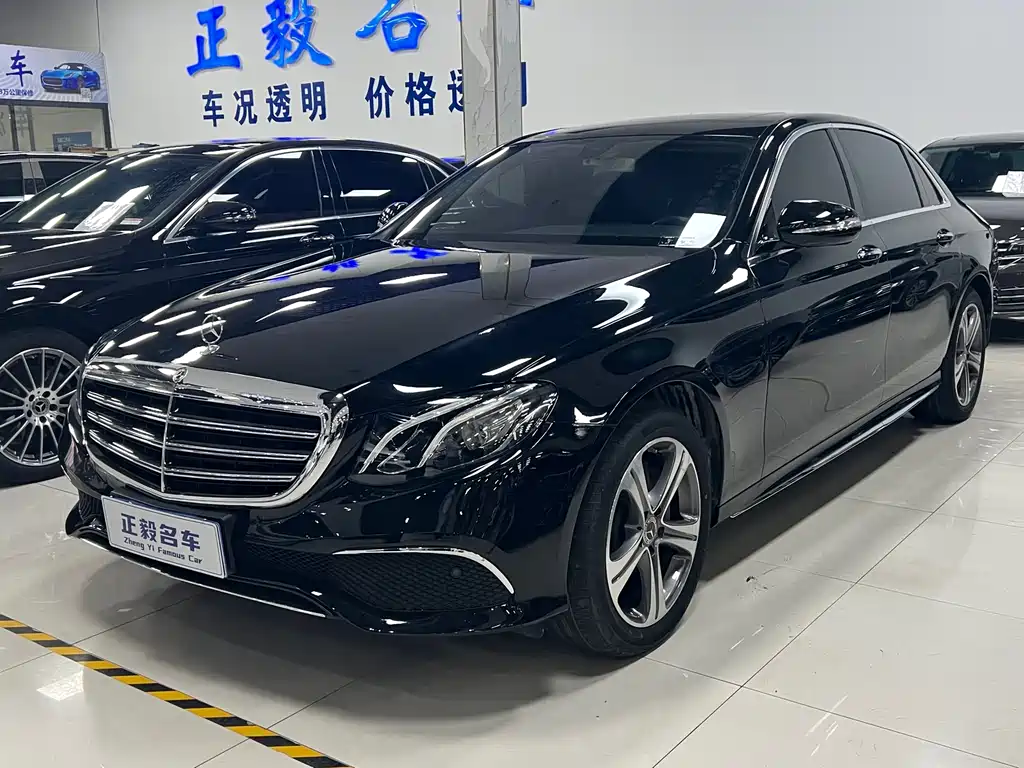 MERCEDES-BENZ E CLASS