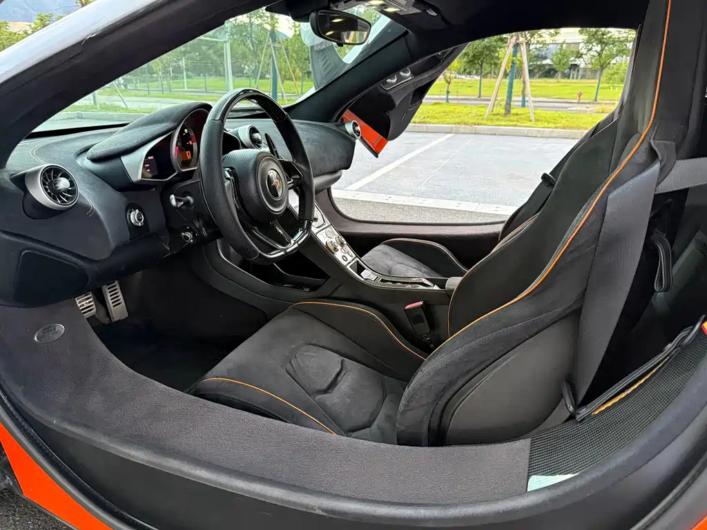 McLaren 650S — миниатюра 16