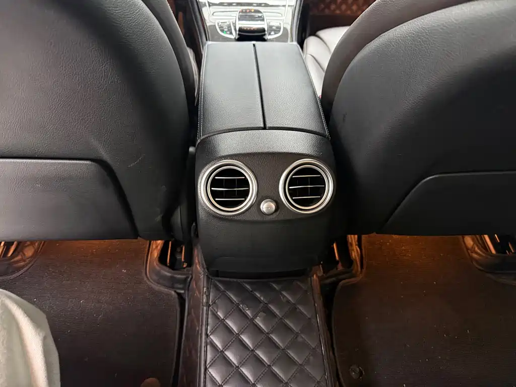 Mercedes-Benz GLC — миниатюра 18