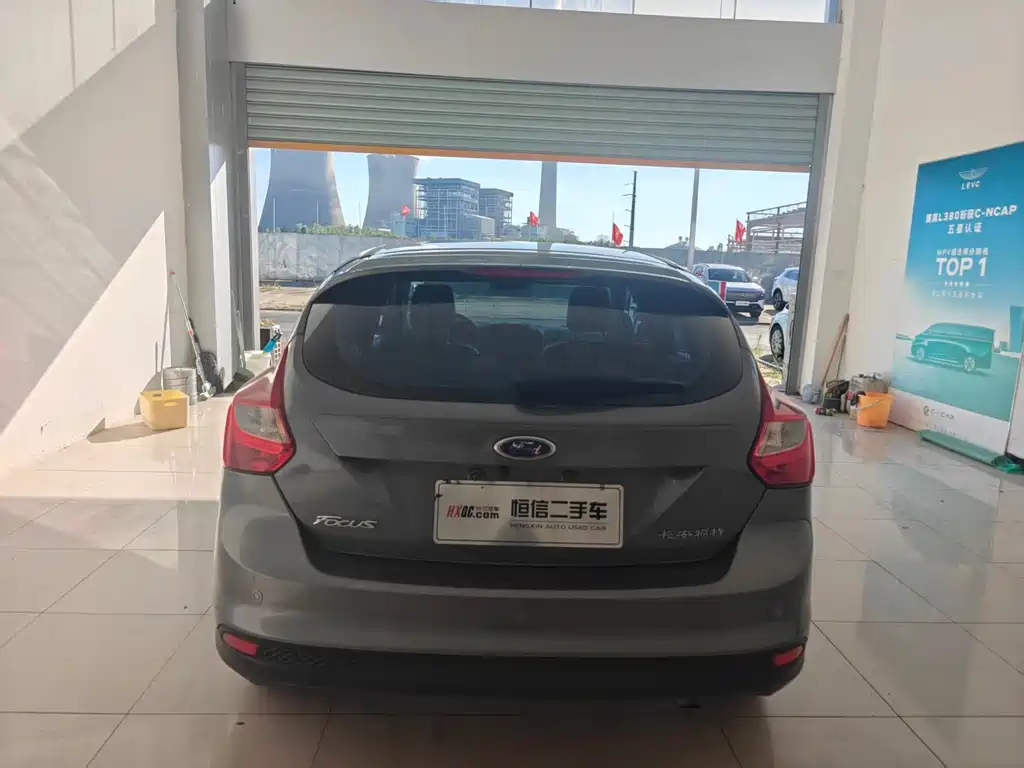 Ford Focus — миниатюра 15