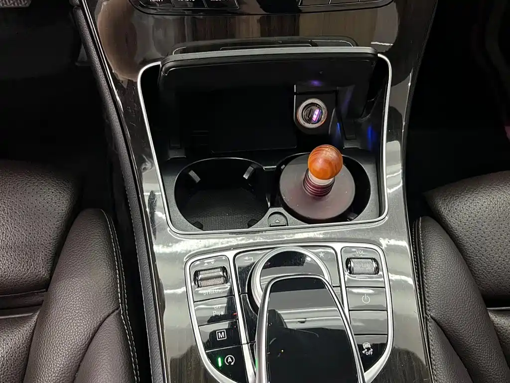 Mercedes-Benz GLC — миниатюра 10