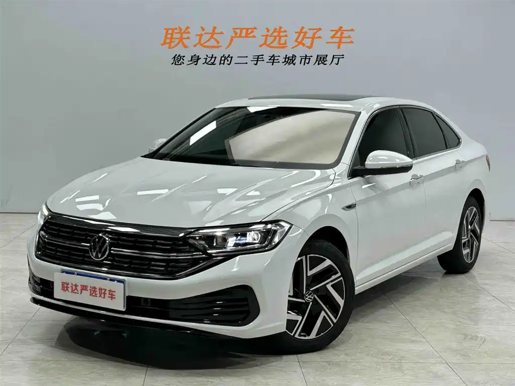 Volkswagen Sagitar 2022