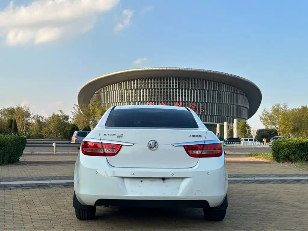 Buick Excelle — миниатюра 5