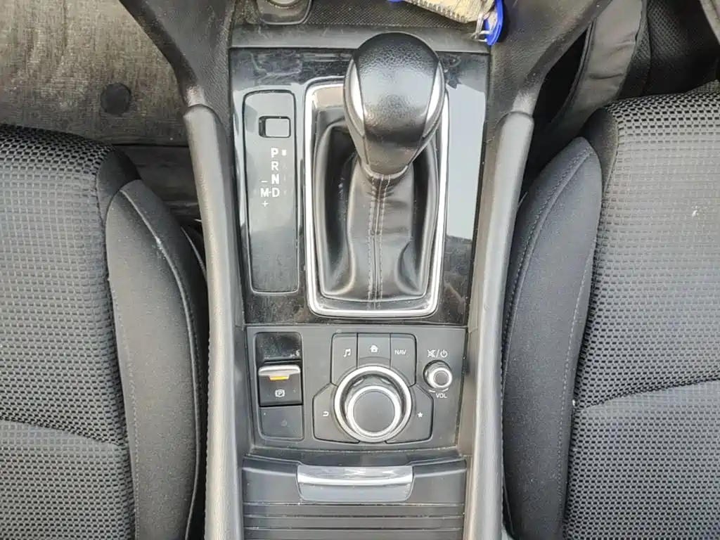 Mazda 3 Axela — миниатюра 14