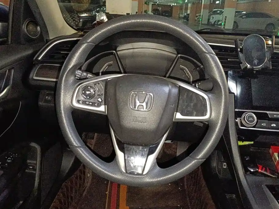 Honda Civic — миниатюра 15