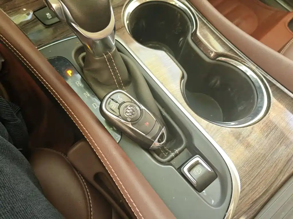 Buick Envision Plus — миниатюра 13