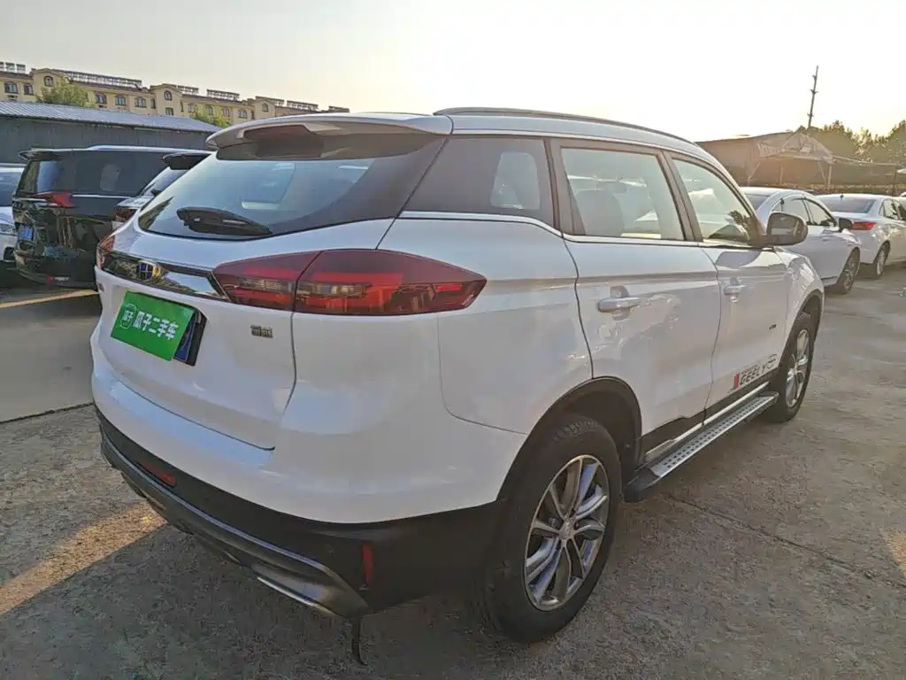 Geely Boyue — миниатюра 7
