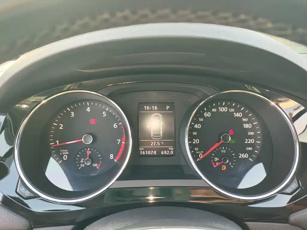 Volkswagen Sagitar — миниатюра 12