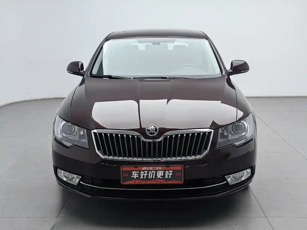 Skoda Superb — миниатюра 3