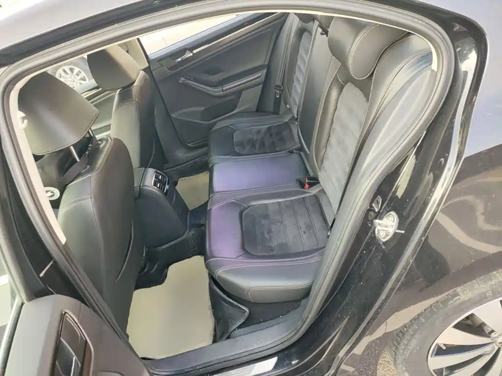 Volkswagen Sagitar — миниатюра 17