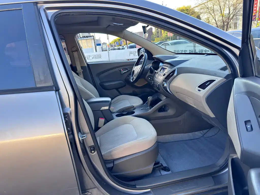 Hyundai ix35 — миниатюра 10