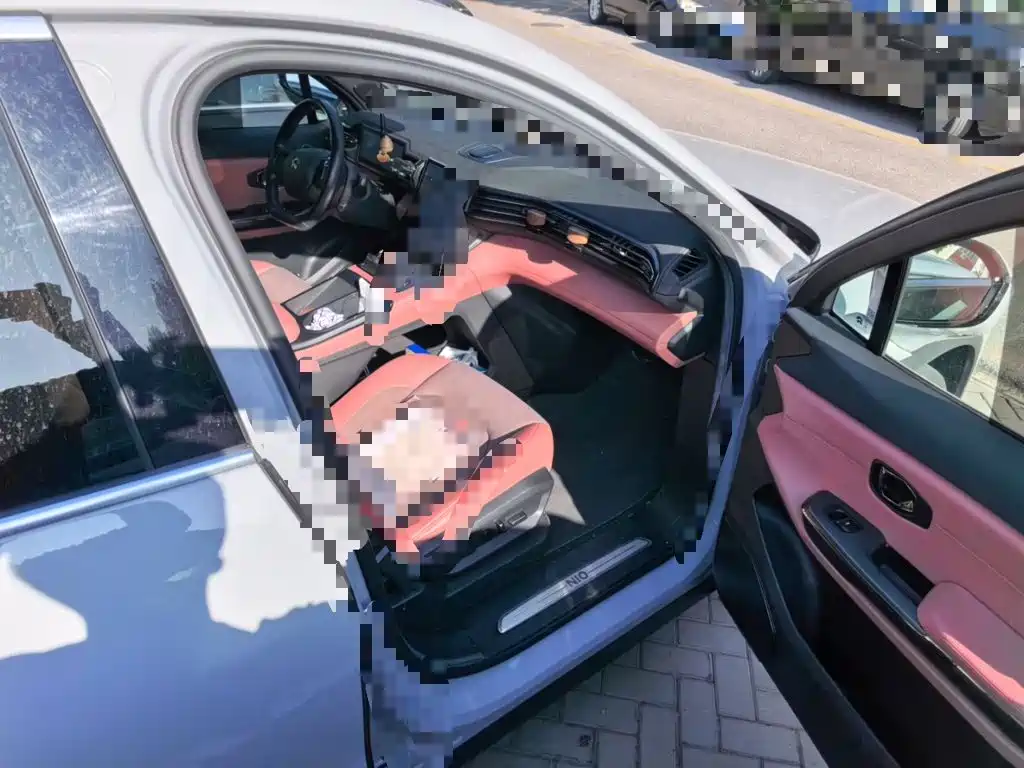 NIO EC6 — миниатюра 19