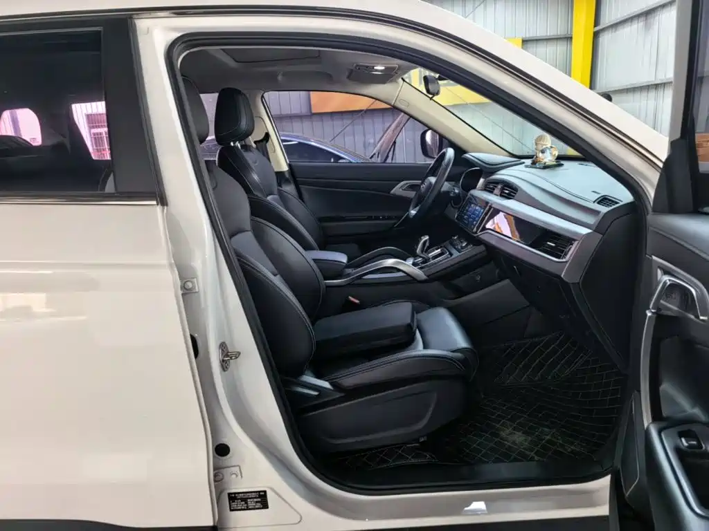 Geely Boyue — миниатюра 25