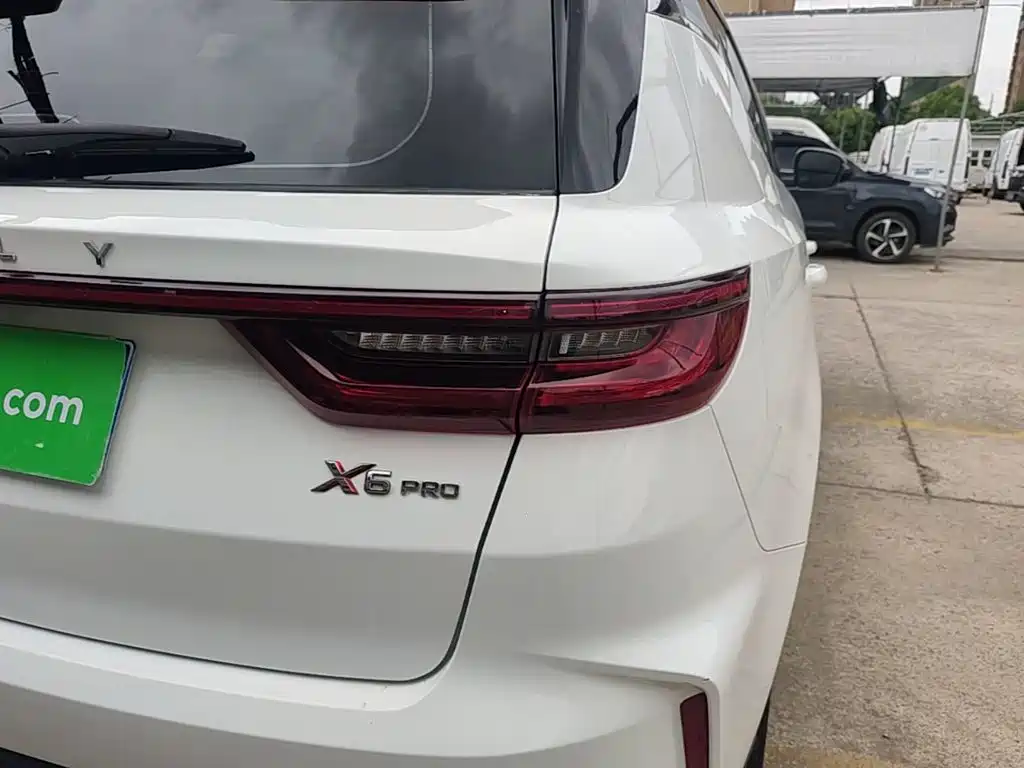 Geely Vision X6 — миниатюра 8