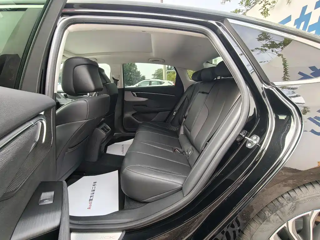 Buick LaCrosse — миниатюра 7