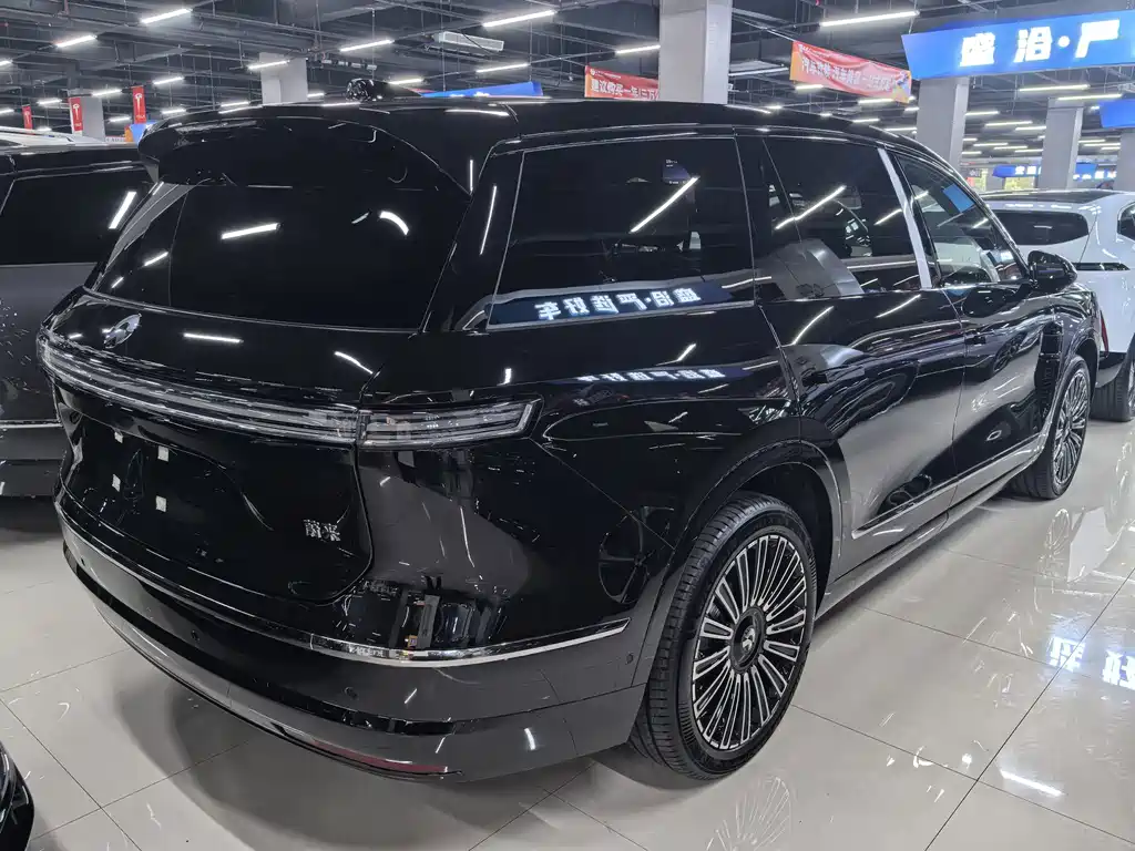 NIO ES8 — миниатюра 4