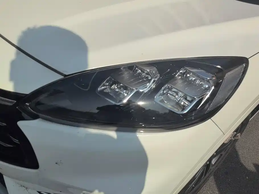 Ford Escape — миниатюра 5