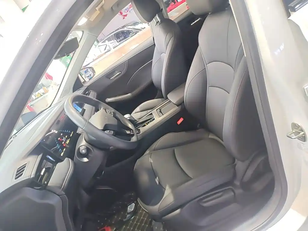 Roewe i5 — миниатюра 15