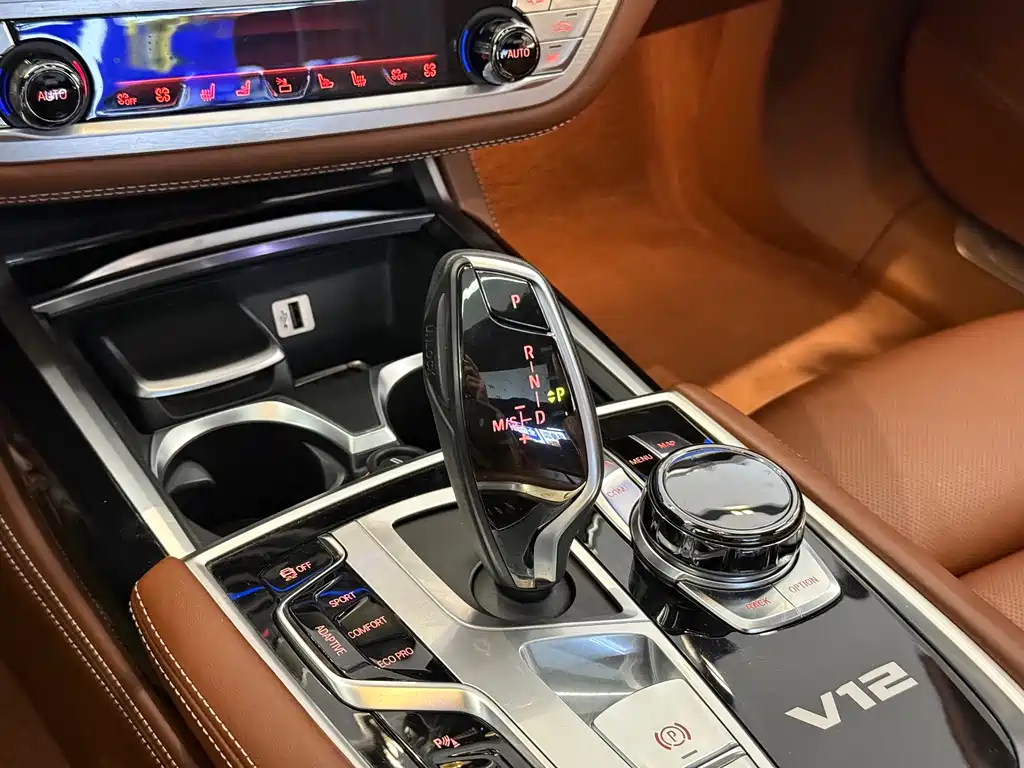 BMW 7 Series 7 2017 M760Li xDrive