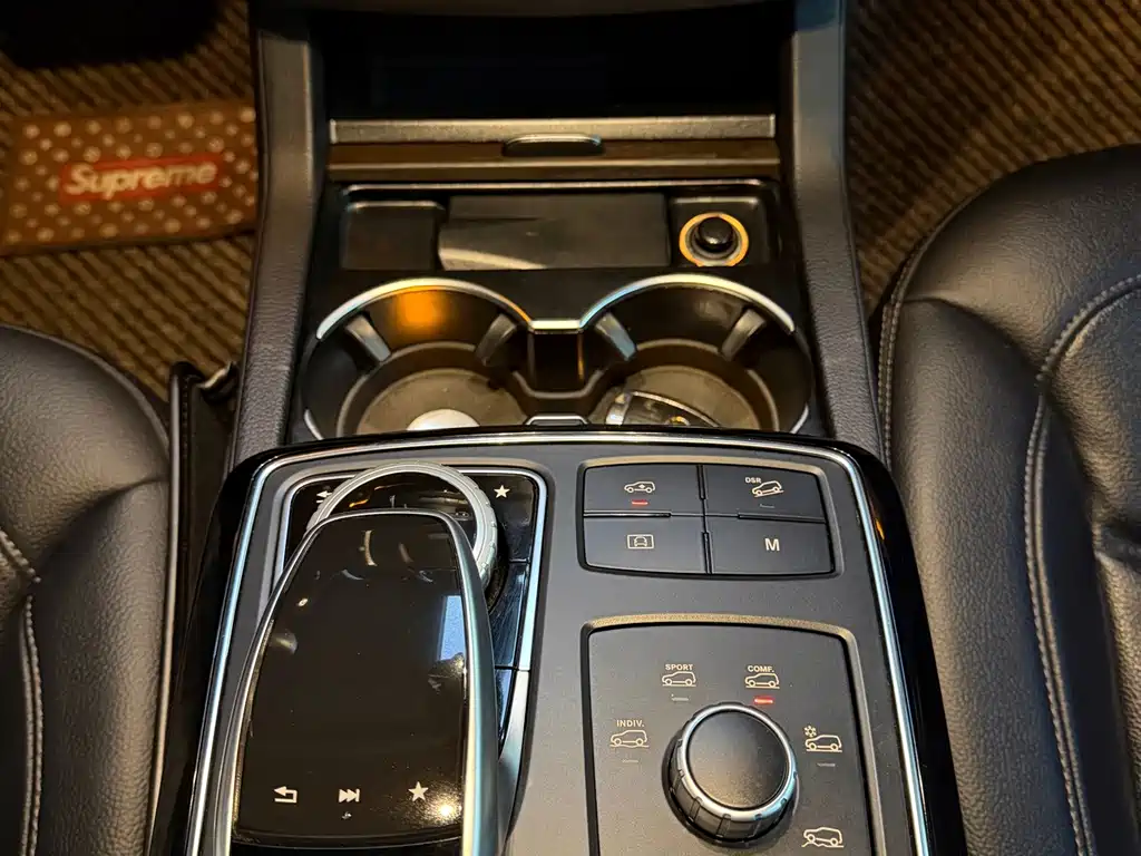 Mercedes-Benz GLS — миниатюра 21