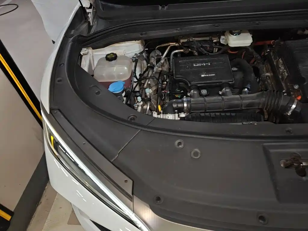 BYD L DM-i — миниатюра 20