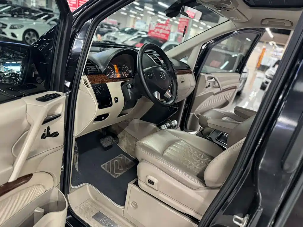 Mercedes-Benz Viano — миниатюра 4