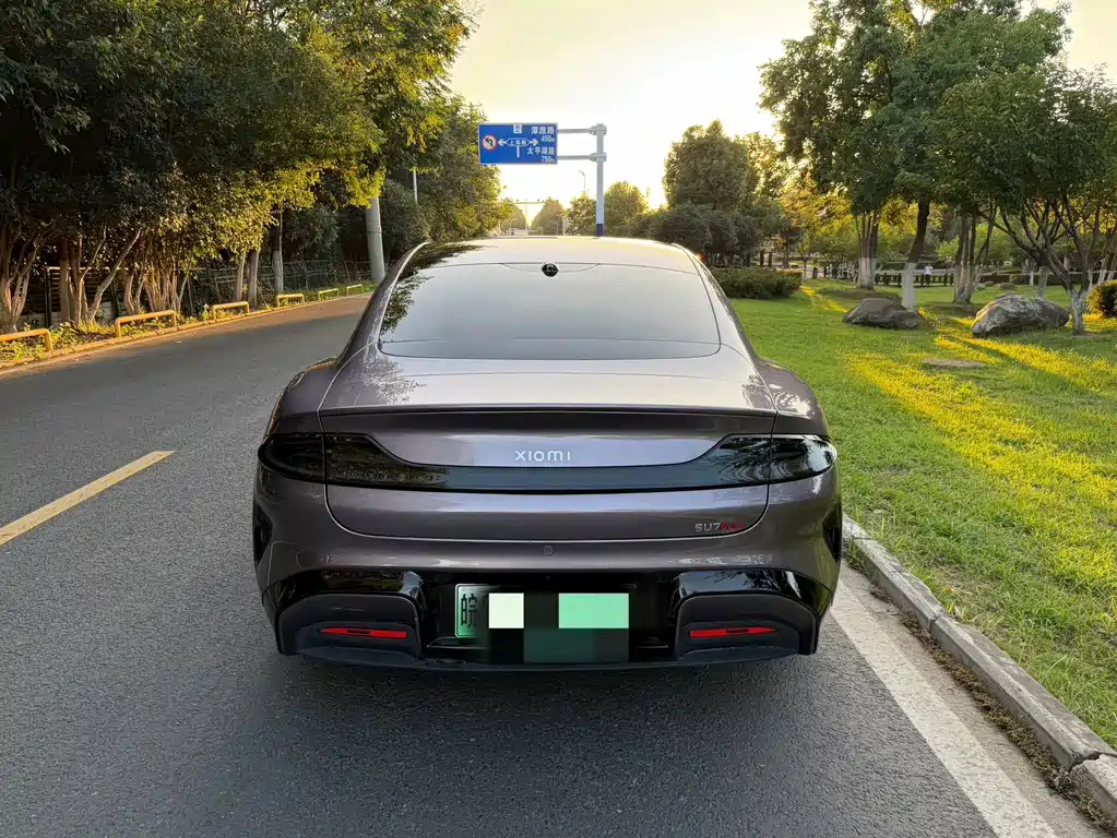 Xiaomi SU7 — миниатюра 8