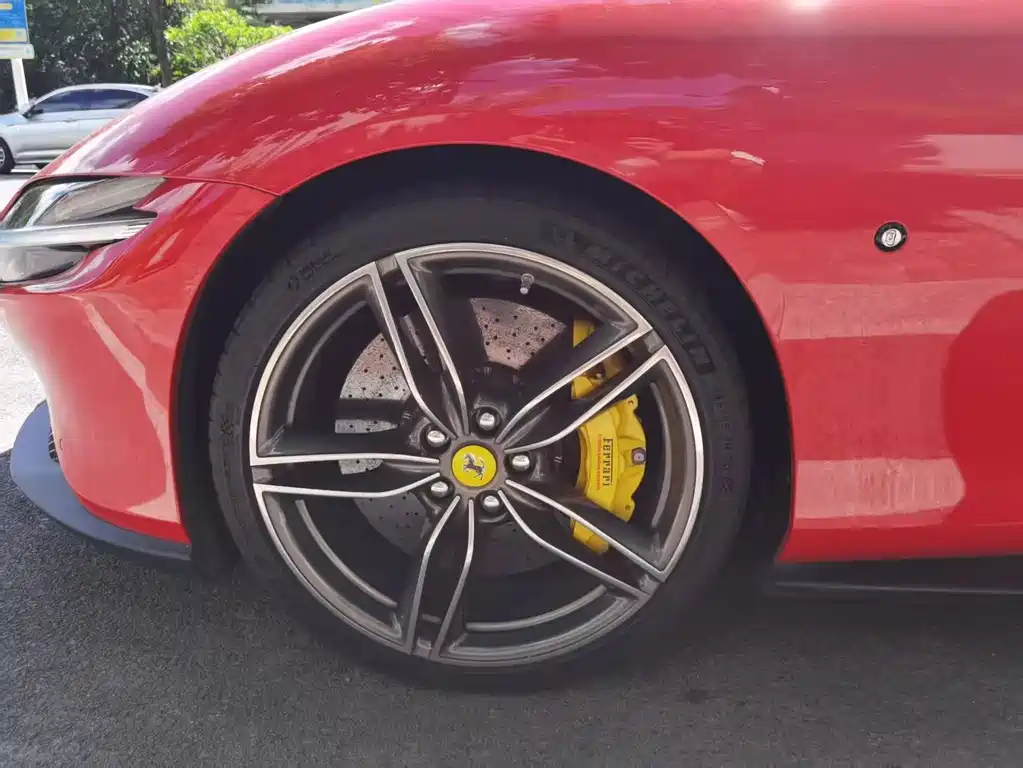 Ferrari Roma — миниатюра 8